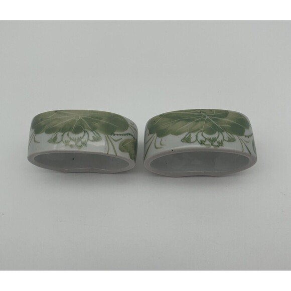 2 Vintage Napkin Rings Holders Green Ginkgo Leaf On Lt Gray Ring - Picture 2 of 8